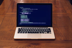 macbook-3777665_1280