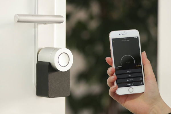 Smart Plugs Used by Cyber Criminals to Break into Victims Property 1 sebastian scholz nuki IJkSskfEqrM unsplash