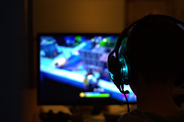 Experts Said How Cybercriminals Make Money on Russian Gamers 1 fortnite 4129124 1280