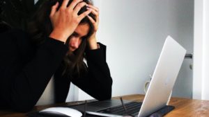 FTC: $1.3 billion lost by 70,000 Americans to romance scams last year 8 Stressed-2