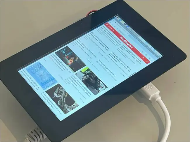 5 inch Raspberry Pi Touch Display 2 showing The Register (pic: Richard Speed)